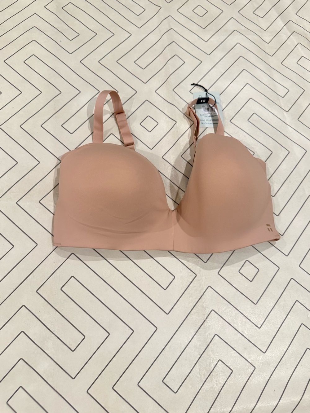 NWT Tommy John Comfort Smoothing Lightly Lined Wireless Bra